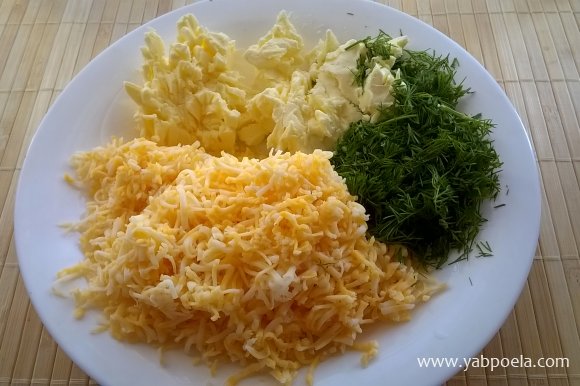 Котлеты с сыром и маслом внутри - 9 пошаговых фото в рецепте