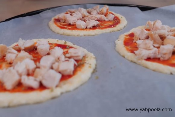 Пицца из творожного теста на сковороде на сайте академии выпечки Dr. Bakers🍕